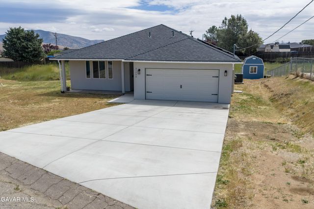 21750 Ripple Lane, Tehachapi, CA 93561