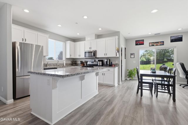 21750 Ripple Lane, Tehachapi, CA 93561