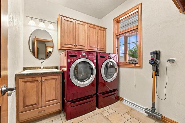 638 MIRANDA STREET, Combined Locks, WI 54113