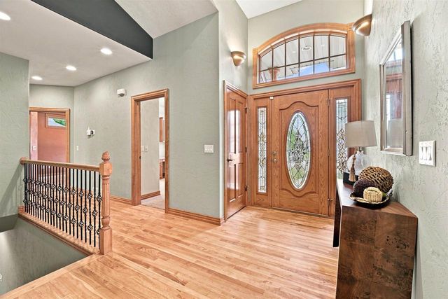 638 MIRANDA STREET, Combined Locks, WI 54113