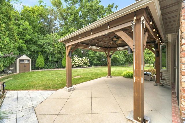 638 MIRANDA STREET, Combined Locks, WI 54113