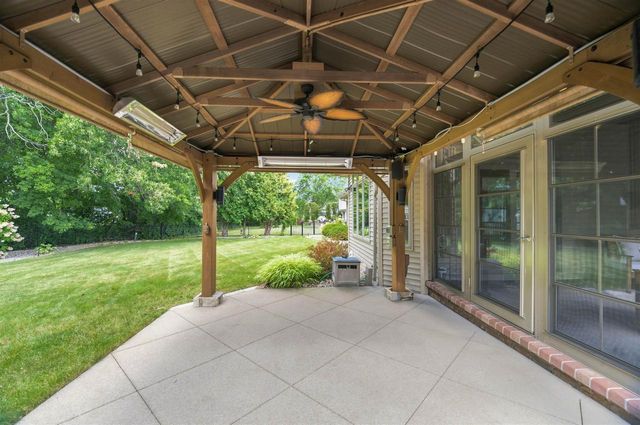 638 MIRANDA STREET, Combined Locks, WI 54113