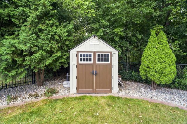 638 MIRANDA STREET, Combined Locks, WI 54113