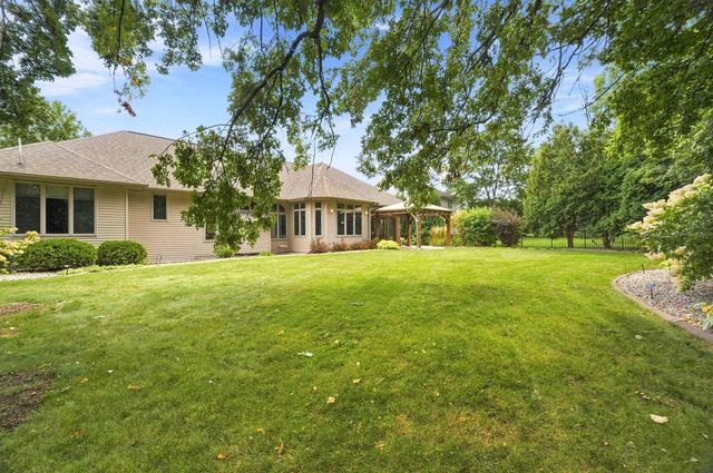 638 MIRANDA STREET, Combined Locks, WI 54113