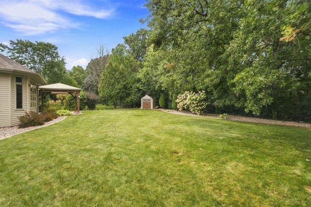 638 MIRANDA STREET, Combined Locks, WI 54113