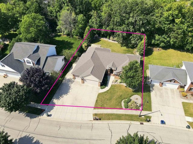 638 MIRANDA STREET, Combined Locks, WI 54113