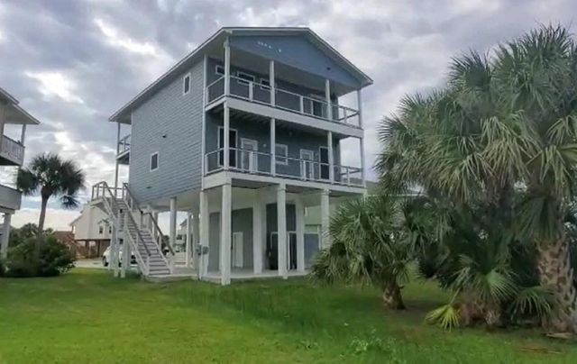 3903 Pirates Beach Blvd Court, Galveston, TX 77554