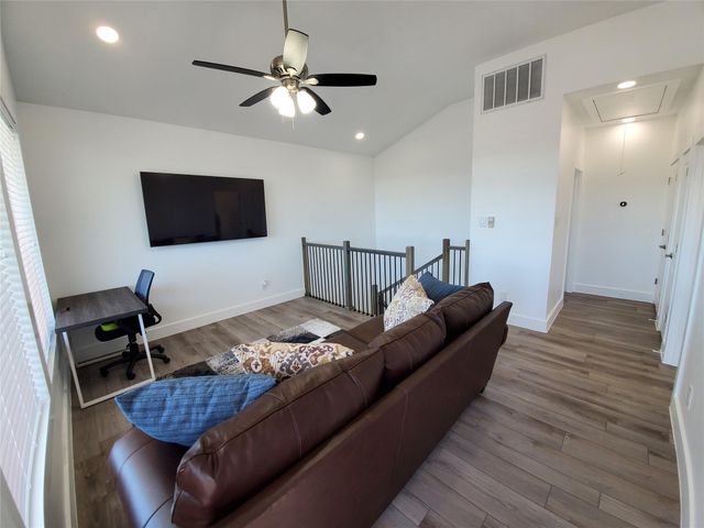 3903 Pirates Beach Blvd Court, Galveston, TX 77554