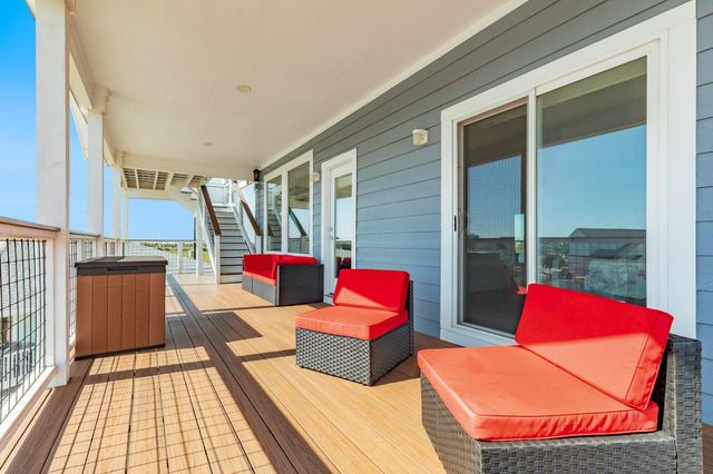 3903 Pirates Beach Blvd Court, Galveston, TX 77554