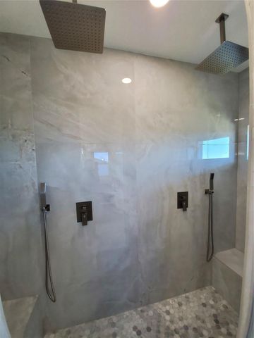 3903 Pirates Beach Blvd Court, Galveston, TX 77554