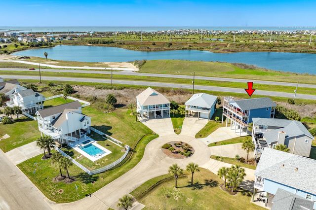 3903 Pirates Beach Blvd Court, Galveston, TX 77554