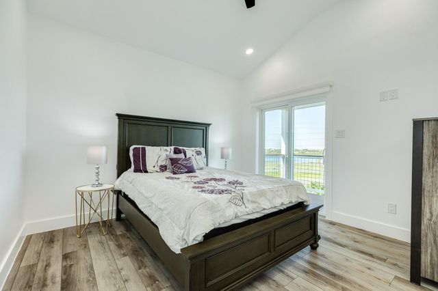 3903 Pirates Beach Blvd Court, Galveston, TX 77554