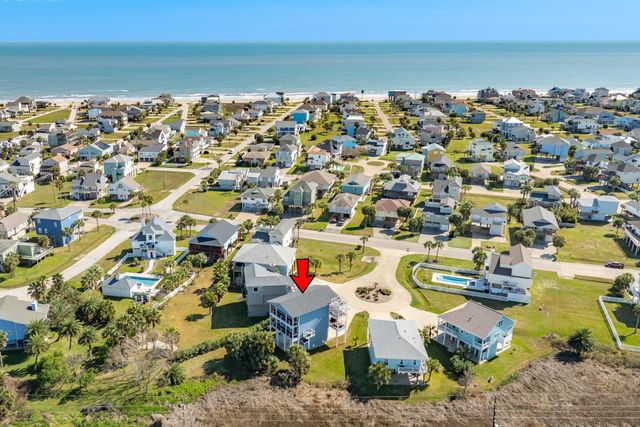 3903 Pirates Beach Blvd Court, Galveston, TX 77554