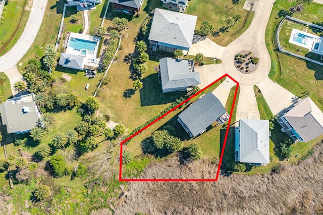 3903 Pirates Beach Blvd Court, Galveston, TX 77554