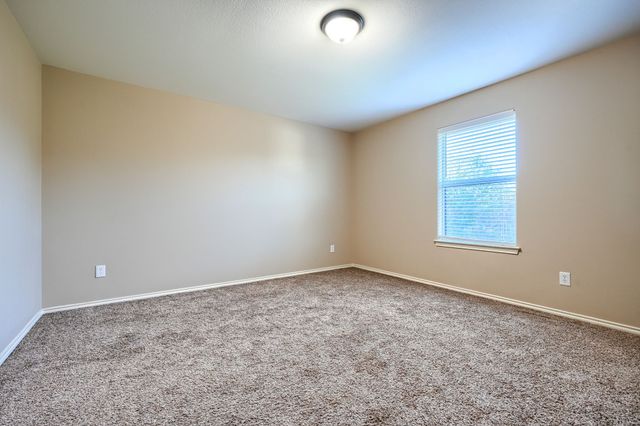 147 Birdsong Lane, Terrell, TX 75160