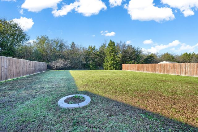 147 Birdsong Lane, Terrell, TX 75160