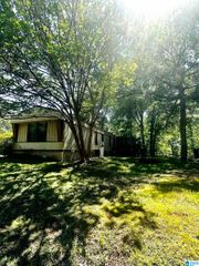 9599 GOLDEN LANE, Bessemer, AL 35023
