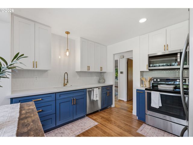 4333 Ne 75TH Ave, Portland, OR 97218