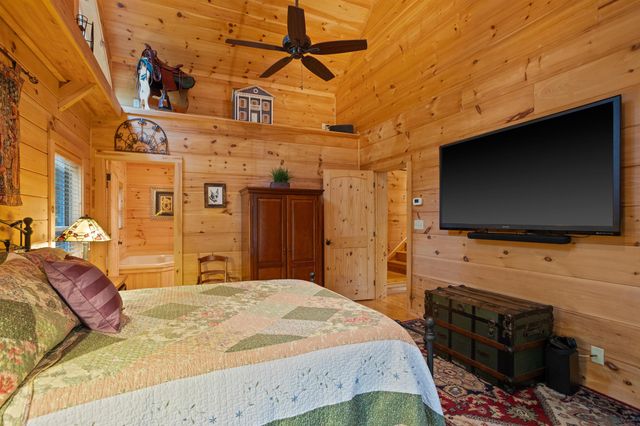 650 McDowell Road, Columbus, NC 28722