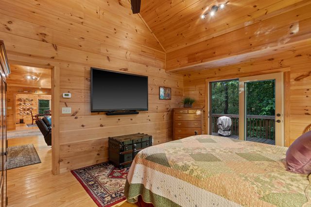 650 McDowell Road, Columbus, NC 28722