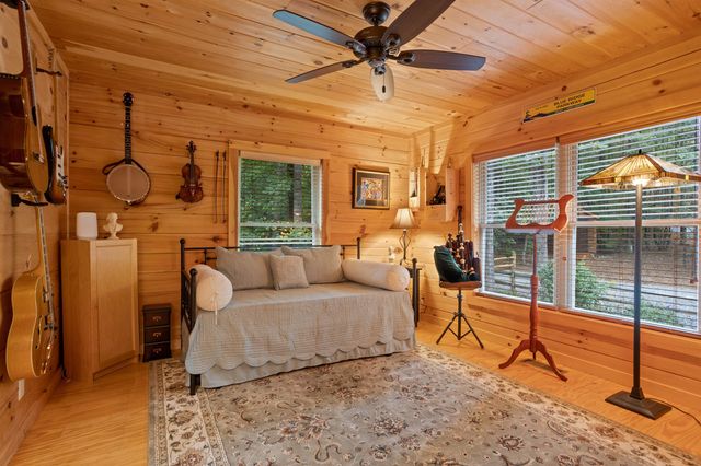 650 McDowell Road, Columbus, NC 28722