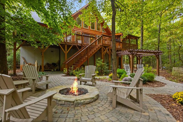 650 McDowell Road, Columbus, NC 28722