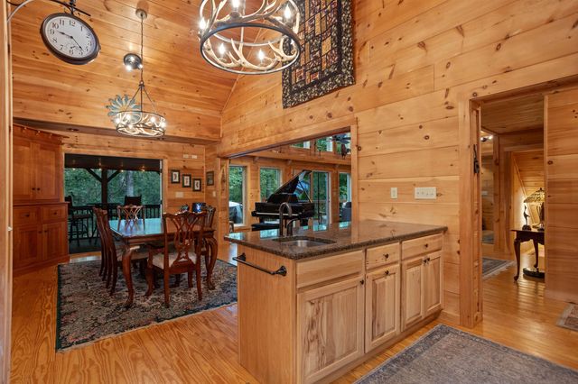 650 McDowell Road, Columbus, NC 28722