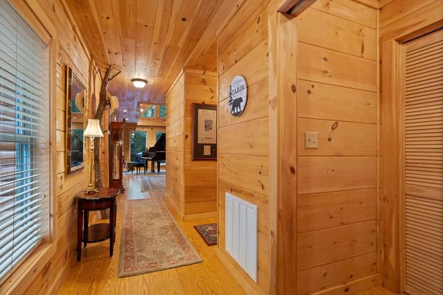 650 McDowell Road, Columbus, NC 28722