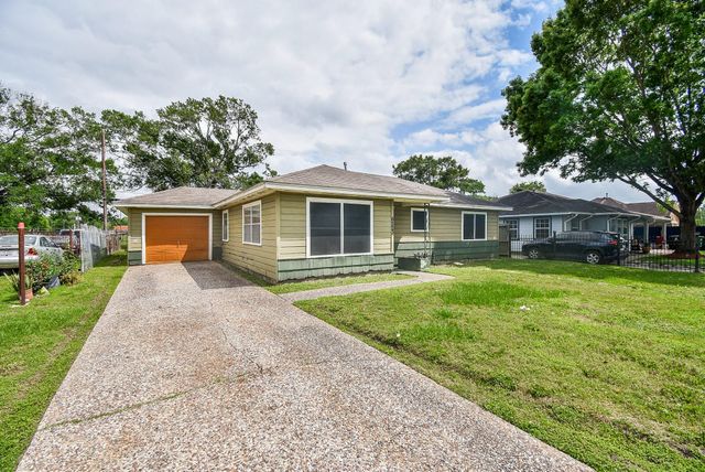 6223 Wayland Street, Houston, TX 77021