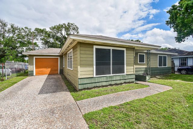 6223 Wayland Street, Houston, TX 77021