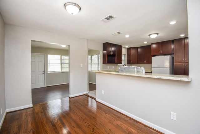 6223 Wayland Street, Houston, TX 77021