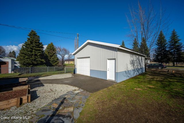 10220 N Reed Rd, Hayden, ID 83835