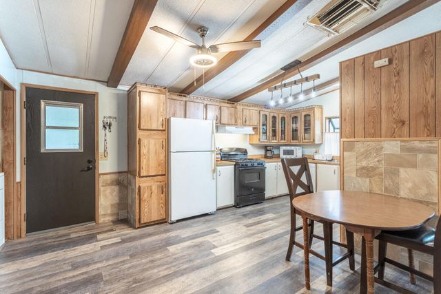 7252 Whitehouse Drive, 86, Anderson, CA 96007