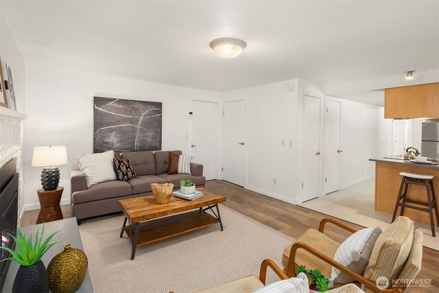 13102 111th Place NE, Kirkland, WA 98034