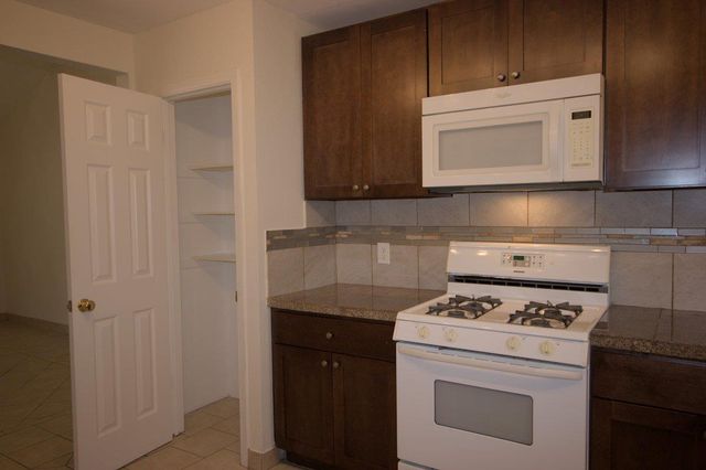 5204 Village TRL, Austin, TX 78744
