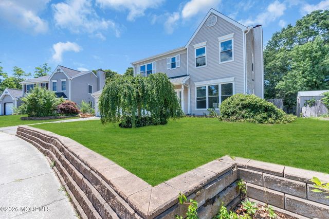 5 Buxton Court, Barnegat, NJ 08005