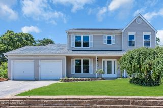 5 Buxton Court, Barnegat, NJ 08005
