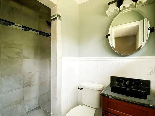 8307 Holmes Road, Kansas City, MO 64131