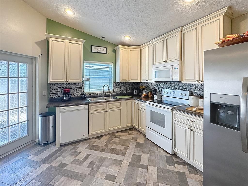 Image 2 of property listing at 3217 BREWSTER DRIVE, Kissimmee, FL 34743