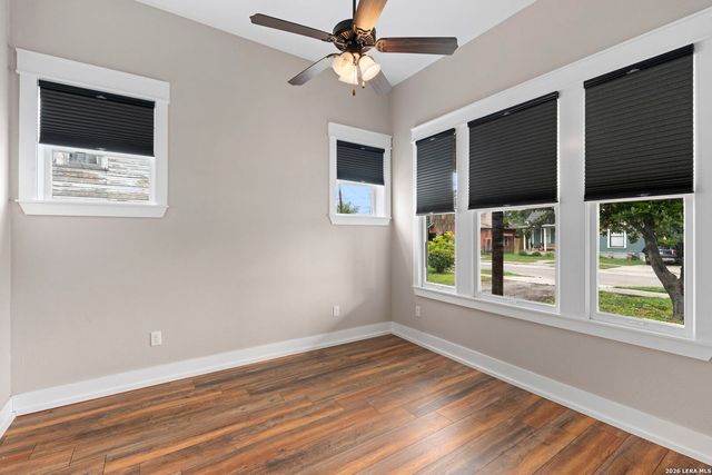 917 HAYS ST, San Antonio, TX 78202