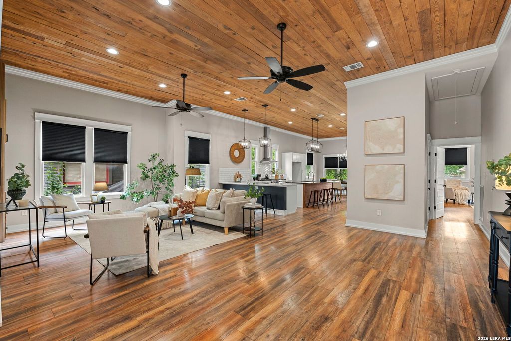 917 HAYS ST, San Antonio, TX 78202