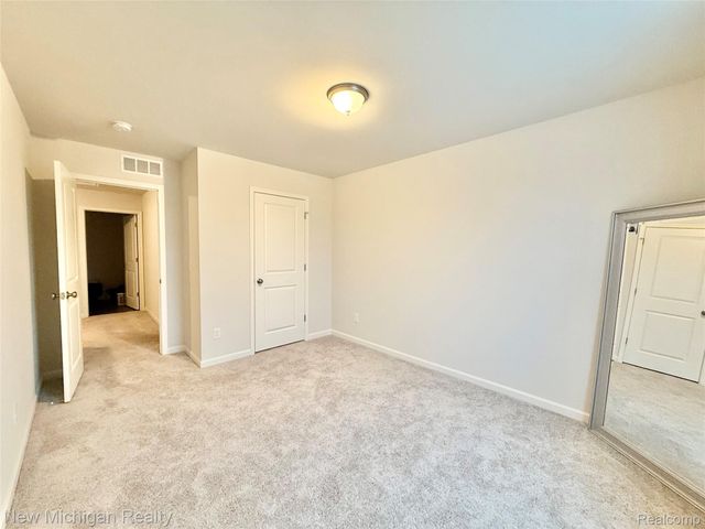 6079 Regency Drive, Burton, MI 48519