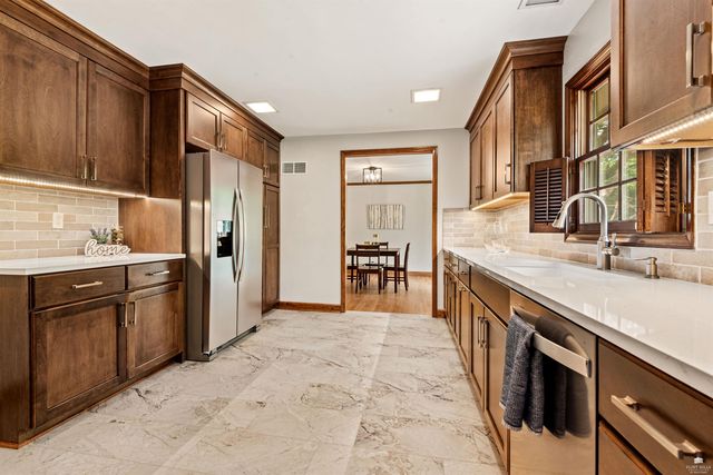 2025 College Heights Road, Manhattan, KS 66502