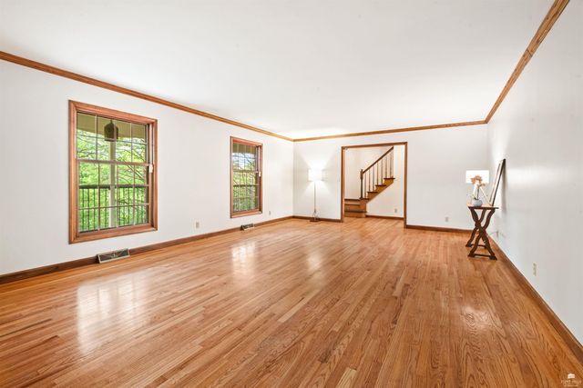 2025 College Heights Road, Manhattan, KS 66502