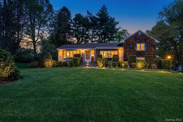 7 Carlton Lane, Rye Brook, NY 10573