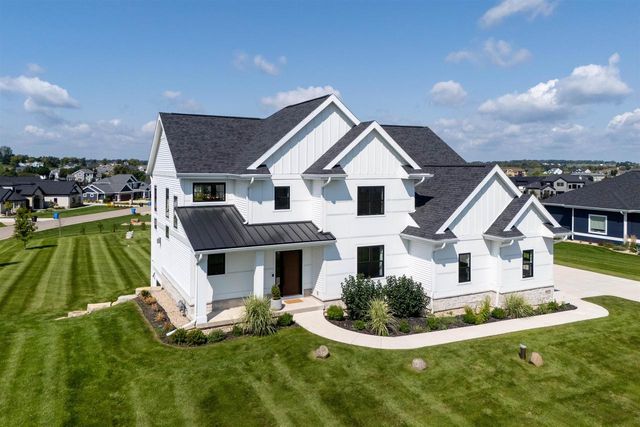 6629 Morning Dew Lane, Sun Prairie, WI 53590