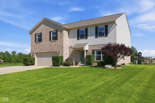6116 W Morgan Court, New Palestine, IN 46163