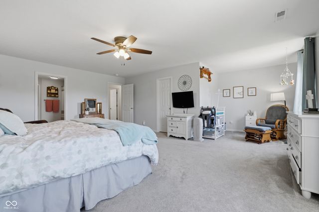 6116 W Morgan Court, New Palestine, IN 46163