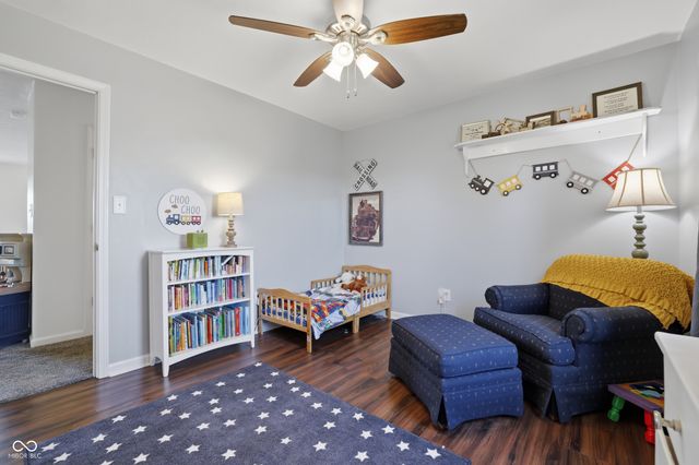 6116 W Morgan Court, New Palestine, IN 46163