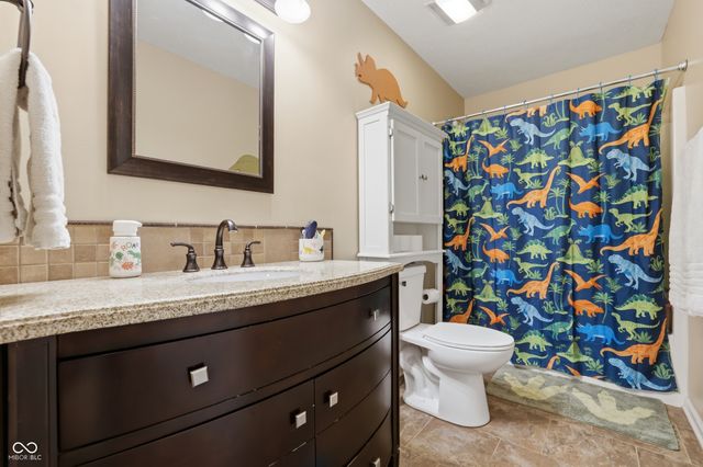 6116 W Morgan Court, New Palestine, IN 46163